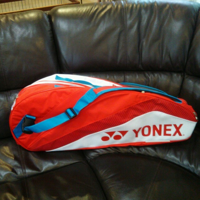 YONEX(ヨネックス)のバンちゃん様専用  ヨネックス ラケットバッグ 美品 スポーツ/アウトドアのテニス(バッグ)の商品写真