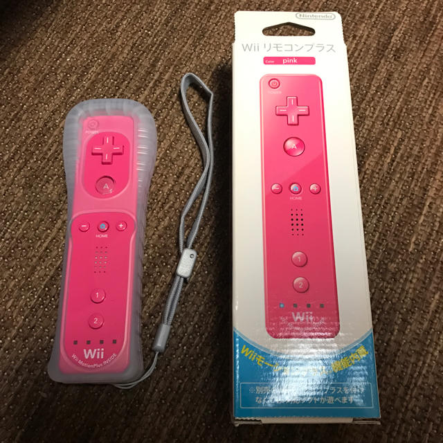 Wii(ウィー)のWii リモコンプラス エンタメ/ホビーのゲームソフト/ゲーム機本体(その他)の商品写真