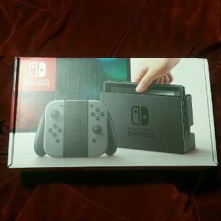 ニンテンドウ(任天堂)の☆新品未開封 ニンテンドースイッチ本体
グレー 1年保証付き☆(家庭用ゲーム機本体)