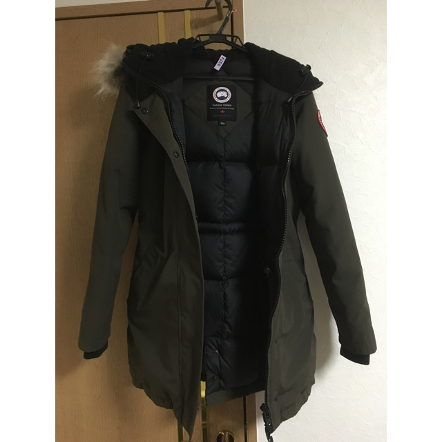 CANADA GOOSE(カナダグース)のcanada goose victoria カナダグース ヴィクトリア XS レディースのジャケット/アウター(ダウンジャケット)の商品写真