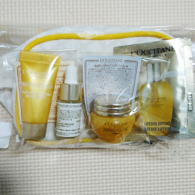 L'OCCITANE(ロクシタン)のロクシタン ディヴァイン トラベルセット S コスメ/美容のスキンケア/基礎化粧品(その他)の商品写真