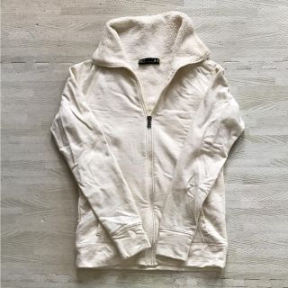 アンダーアーマー(UNDER ARMOUR)の美品★ UNDER ARMOUR 起毛 パーカー S/M(ウェア)