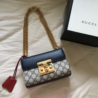 グッチ(Gucci)の激レア❣️ GUCCI ショルダーバッグ💋(ショルダーバッグ)