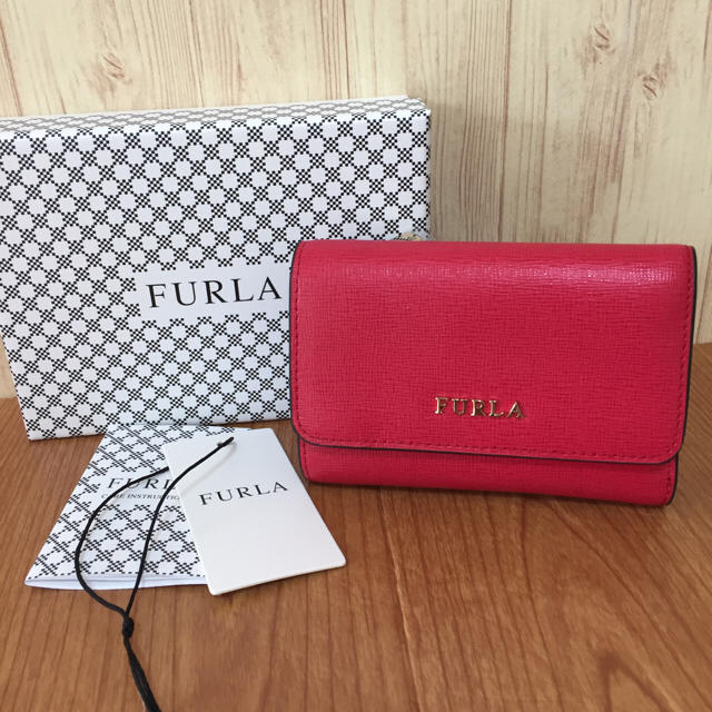 Furla(フルラ)の新作 フルラ 大人気♡ コンパクト 折り財布♡ レッド 赤 RUBY レディースのファッション小物(財布)の商品写真