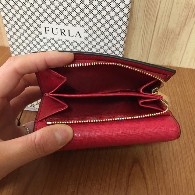 Furla(フルラ)の新作 フルラ 大人気♡ コンパクト 折り財布♡ レッド 赤 RUBY レディースのファッション小物(財布)の商品写真