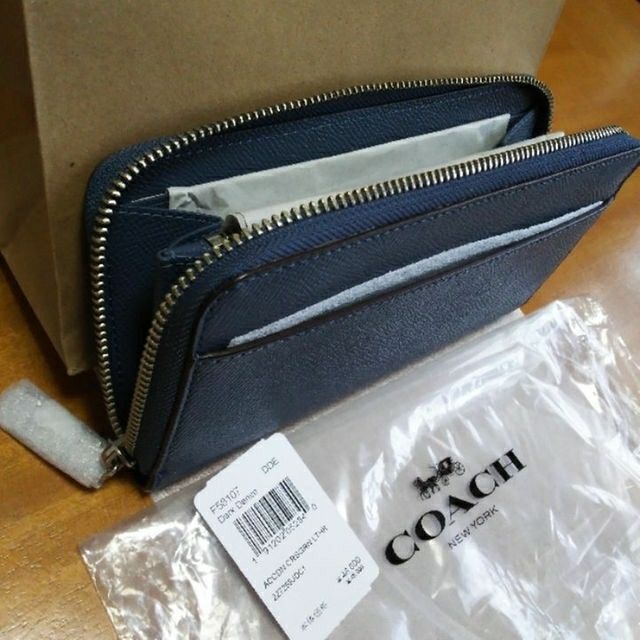 COACH(コーチ)の新品！定価48600円(税込)COACH★メンズ長財布★ メンズのファッション小物(長財布)の商品写真