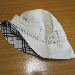 バーバリー(BURBERRY)のBURBERRY★ベージュ帽子サイズ５４センチ(帽子)