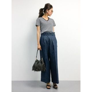 アズールバイマウジー(AZUL by moussy)の【新品】ボーダーTシャツ Vネック(Tシャツ(半袖/袖なし))