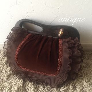 アメリヴィンテージ(Ameri VINTAGE)の-*🎻antique🎻*- フリンジベロアcrutch bag✨(ハンドバッグ)