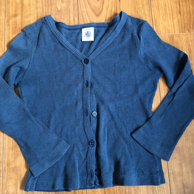 PETIT BATEAU(プチバトー)のプチバトー カーディガン  90 ネイビー キッズ/ベビー/マタニティのキッズ服女の子用(90cm~)(カーディガン)の商品写真