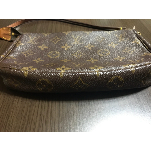 LOUIS VUITTON(ルイヴィトン)の正規品 ルイヴィトン アクセサリーポーチ レディースのバッグ(その他)の商品写真