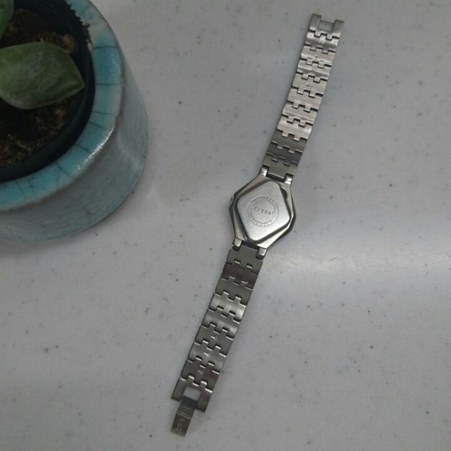 GUESS(ゲス)の＊GUESS 腕時計＊ レディースのファッション小物(腕時計)の商品写真
