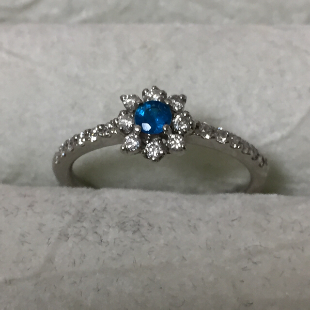 ブルーアパタイト+ダイヤモンド リング レディースのアクセサリー(リング(指輪))の商品写真