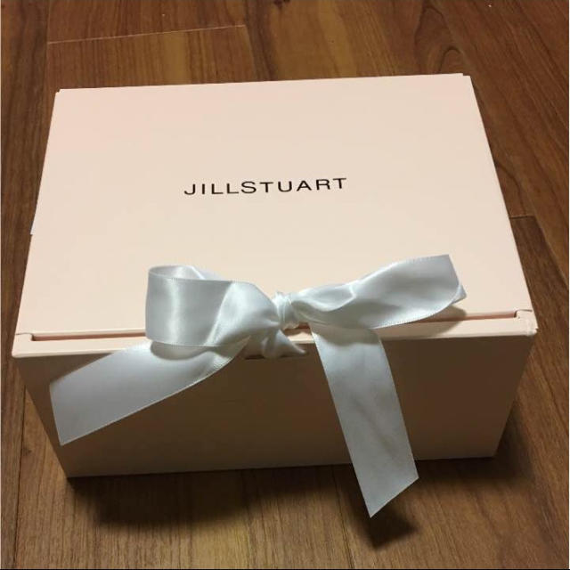 JILLSTUART(ジルスチュアート)のJILLSTUART タオルセット インテリア/住まい/日用品の日用品/生活雑貨/旅行(タオル/バス用品)の商品写真