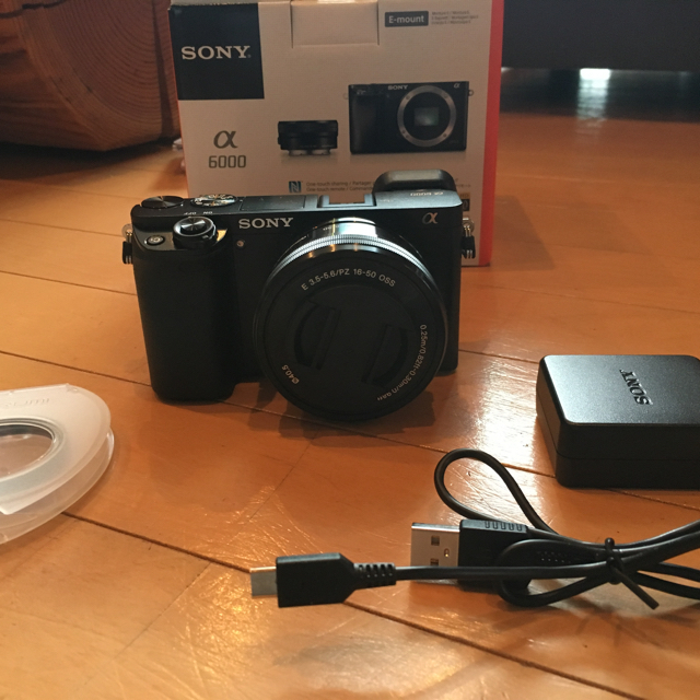 sonyミラーレス一眼a6000パワーズームレンズキッド