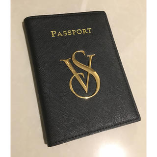 ヴィクトリアズシークレット(Victoria's Secret)のパスポートケース レオパード(パスケース/IDカードホルダー)