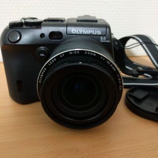 オリンパス(OLYMPUS)のOLYMPUS C-8080 WideZoom 本革専用ケース付!(コンパクトデジタルカメラ)