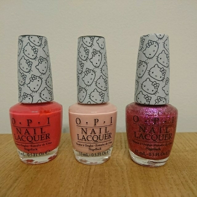 OPI(オーピーアイ)の🎀ハローキティセット🎀 OPI ネイルラッカー コスメ/美容のネイル(ネイルケア)の商品写真