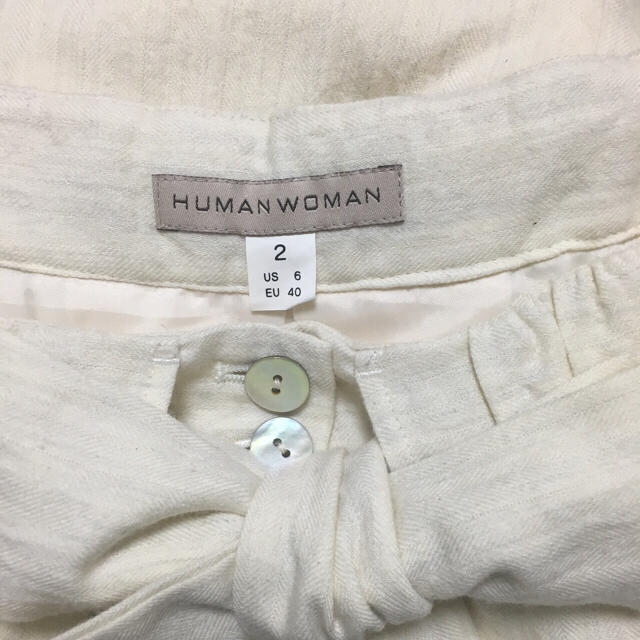 HUMAN WOMAN(ヒューマンウーマン)のヒューマンウーマン 生成り リボン スカート  レディースのスカート(ひざ丈スカート)の商品写真