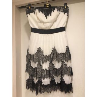 ビーシービージーマックスアズリア(BCBGMAXAZRIA)のBCBGMAXAZRIA(ひざ丈ワンピース)