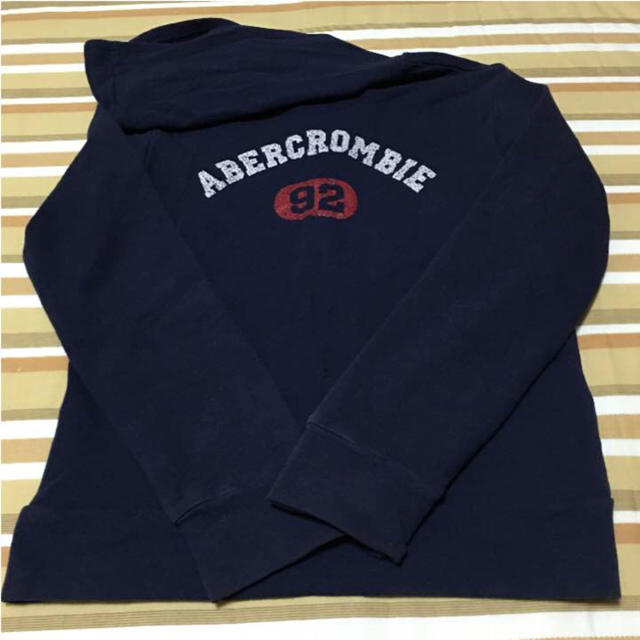 Abercrombie&Fitch(アバクロンビーアンドフィッチ)の♡Abercrom bieパーカー♡  レディースのトップス(パーカー)の商品写真