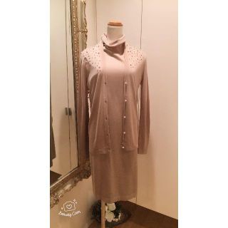 マックスマーラ(Max Mara)のMax Mara STUDIO きらきらパール スワロフスキーアンサンブル(ひざ丈ワンピース)