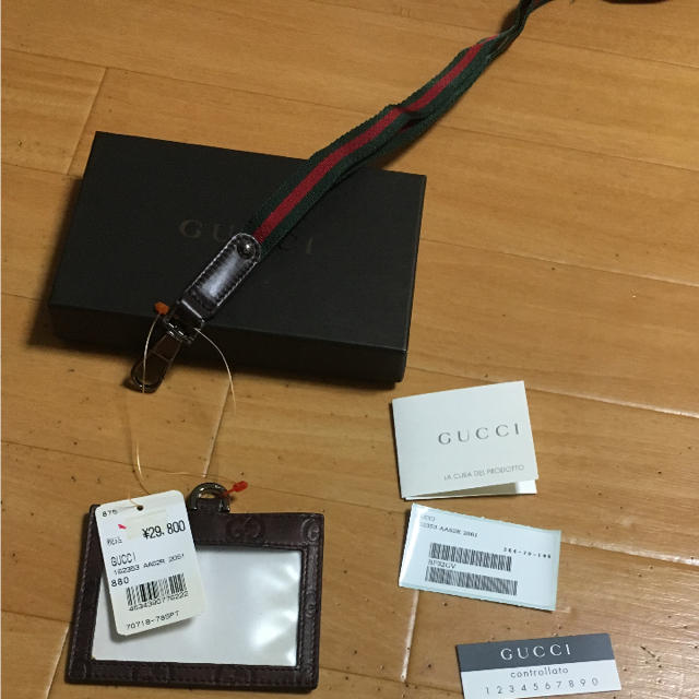 Gucci - GUCCIのIDケース新品未使用の通販 by さやか02191007's shop｜グッチならラクマ