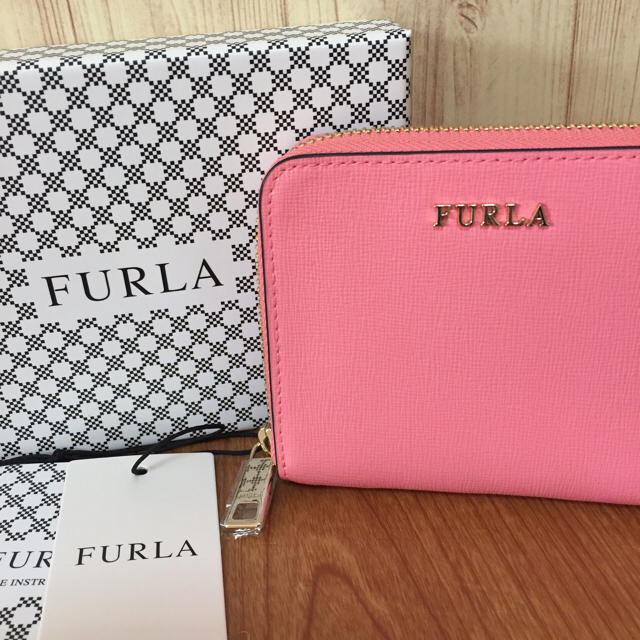 Furla - 新品 FURLA バビロン コンパクト ラウンド 折り財布 サーモン