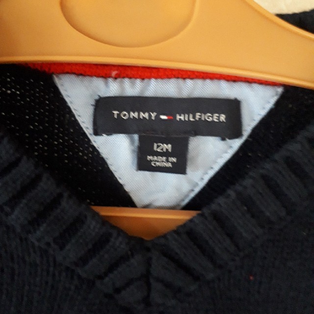 TOMMY HILFIGER(トミーヒルフィガー)のトミーヒルフィガー セーター　80サイズ キッズ/ベビー/マタニティのベビー服(~85cm)(ニット/セーター)の商品写真