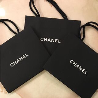 シャネル(CHANEL)のCHANEL ショッパー シャネル ショップ袋 3枚 ブランド紙袋 美品(ショップ袋)