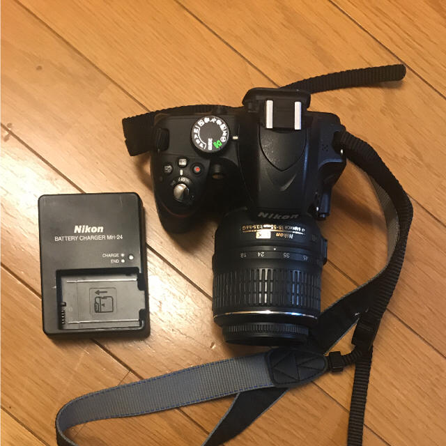 Nikon ニコン 一眼レフ D3200-