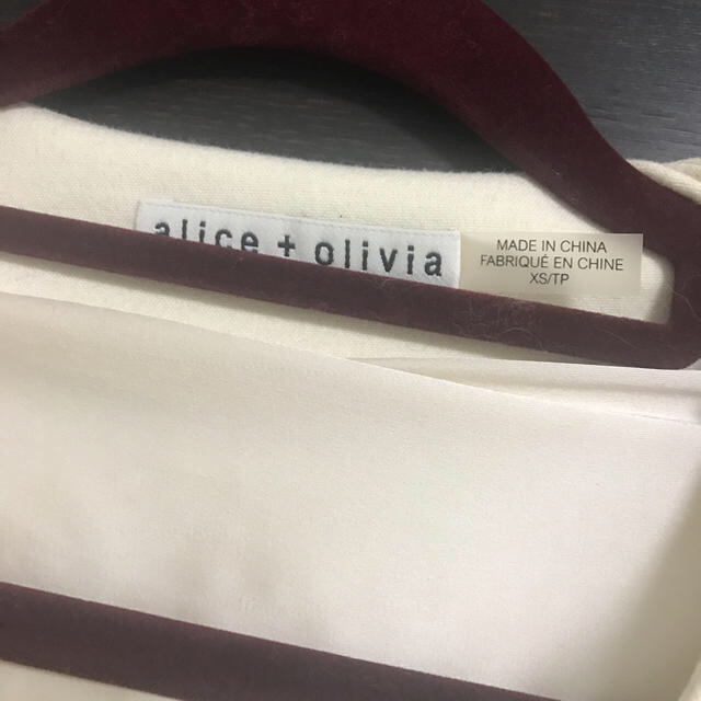 Alice+Olivia(アリスアンドオリビア)のhitomi様専用 レディースのジャケット/アウター(ポンチョ)の商品写真