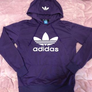 アディダス(adidas)のadidasパーカー(パーカー)