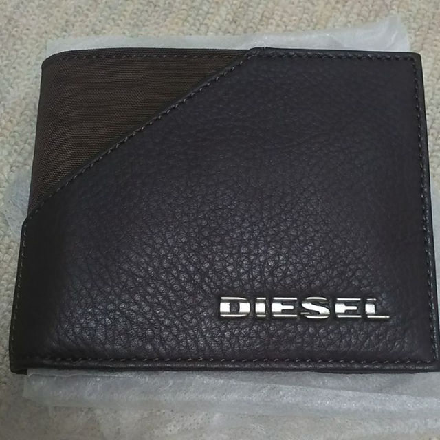 DIESEL(ディーゼル)のKYZ46様専用 メンズのファッション小物(折り財布)の商品写真