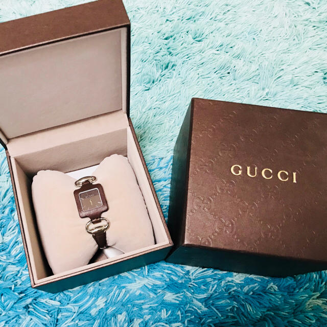 Gucci(グッチ)のGUCCI 腕時計 レディース レディースのファッション小物(腕時計)の商品写真