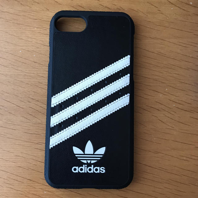 adidas(アディダス)のadidas iPhoneケース スマホ/家電/カメラのスマホアクセサリー(iPhoneケース)の商品写真