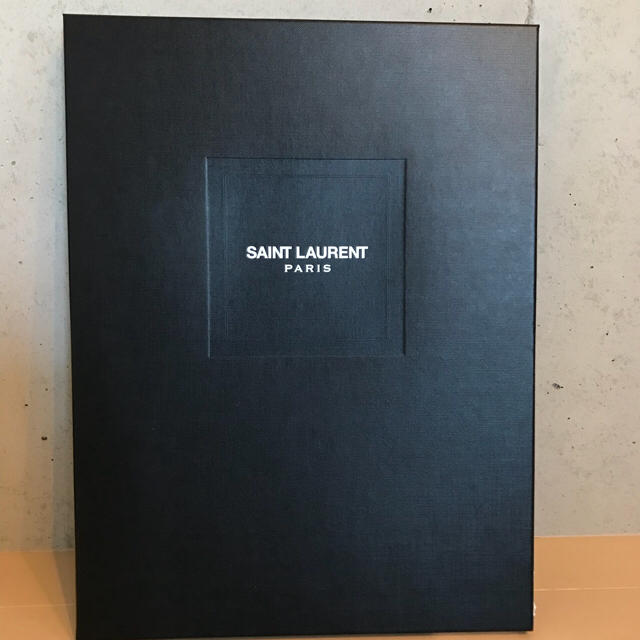 Saint Laurent(サンローラン)のニャンちゅう様専用SAINT LAURENT PARISクラッチバッグ 極美品 メンズのバッグ(セカンドバッグ/クラッチバッグ)の商品写真