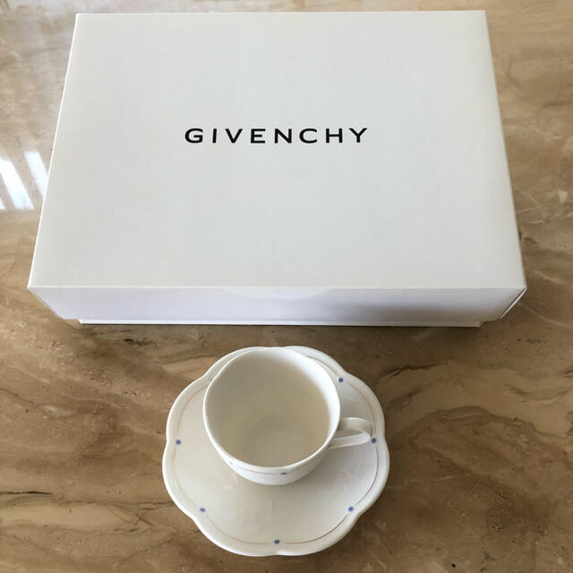 GIVENCHY(ジバンシィ)のジバンシー  コーヒーカップ 5客  新品未使用 インテリア/住まい/日用品のキッチン/食器(グラス/カップ)の商品写真