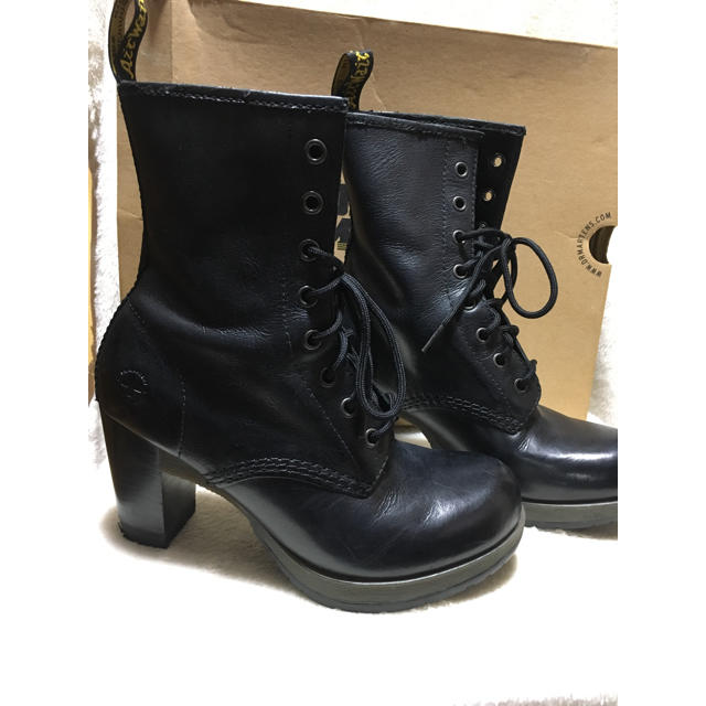 Dr.Martens UK5