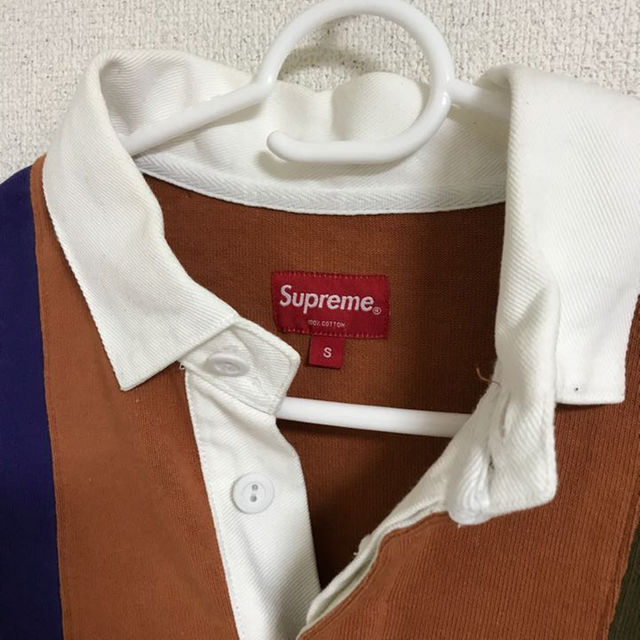 Supreme - supreme rugby shirt Sの通販 by たかさご｜シュプリームならラクマ 正規品特価