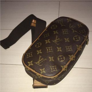 ルイヴィトン(LOUIS VUITTON)のルイ・ヴィトン   ポシェットガンジュ ボディーバッグ(ボディーバッグ)