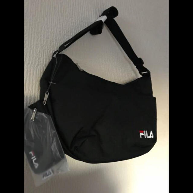 FILA(フィラ)の新品未使用！フィラレディースショルダーバッグ レディースのバッグ(ショルダーバッグ)の商品写真