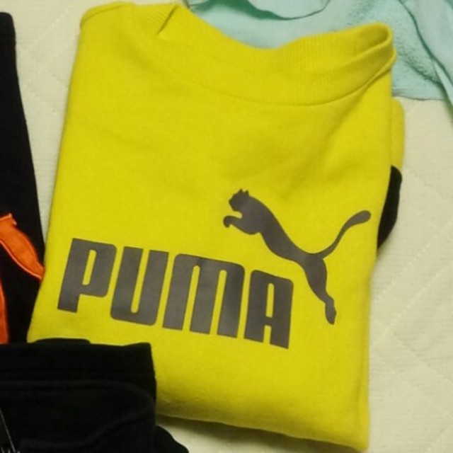 PUMA(プーマ)のhimawari様専用 puma 130cm トレーナー 中古品 キッズ/ベビー/マタニティのキッズ服男の子用(90cm~)(Tシャツ/カットソー)の商品写真