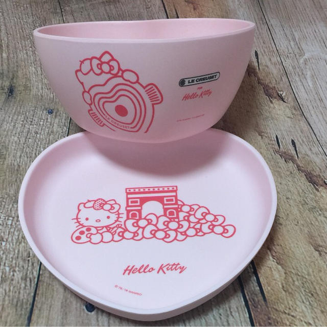 LE CREUSET - ルクルーゼ ハローキティ レア台湾限定 LE creuset LE CREUSET - ルクルーゼ ハローキティ レア台湾限定 LE creuset