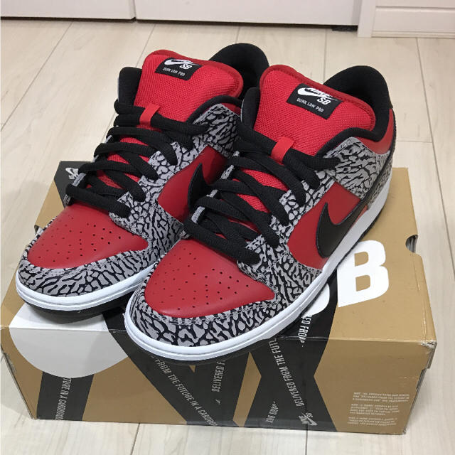 Supreme(シュプリーム)の【新品】SUPREME NIKE DUNK シュプリーム ナイキ ダンク28.5 メンズの靴/シューズ(スニーカー)の商品写真