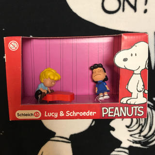 スヌーピー(SNOOPY)のシュライヒ ルーシー とシュローダー(その他)