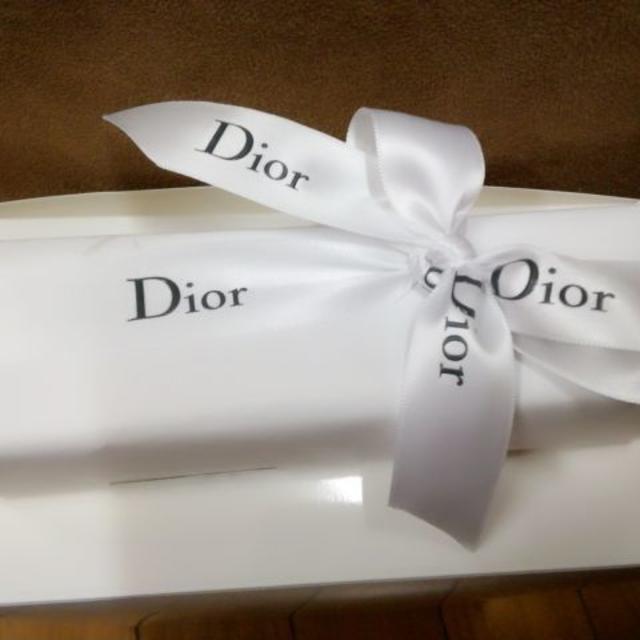 Dior(ディオール)の新品未開封 ミス ディオール ハンドクリーム 50ml ラッピング済み コスメ/美容のボディケア(ハンドクリーム)の商品写真