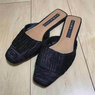 ザラ(ZARA)のZARA 37 シンプルスリッポン(サンダル)