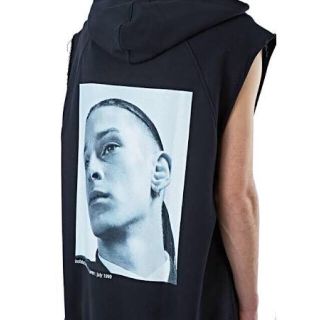 ラフシモンズ(RAF SIMONS)のrafsimons isolatedhero 正規品 パーカー(パーカー)