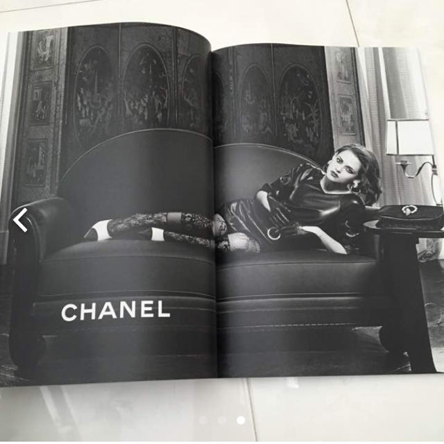 CHANEL(シャネル)のCHANEL book エンタメ/ホビーの本(その他)の商品写真